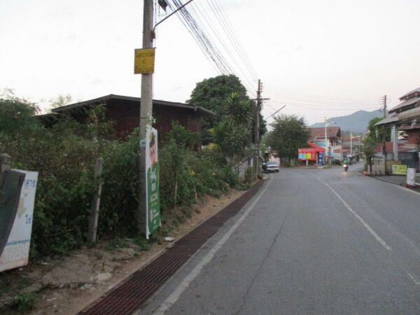 Residential building, Mae Hong Son _photo