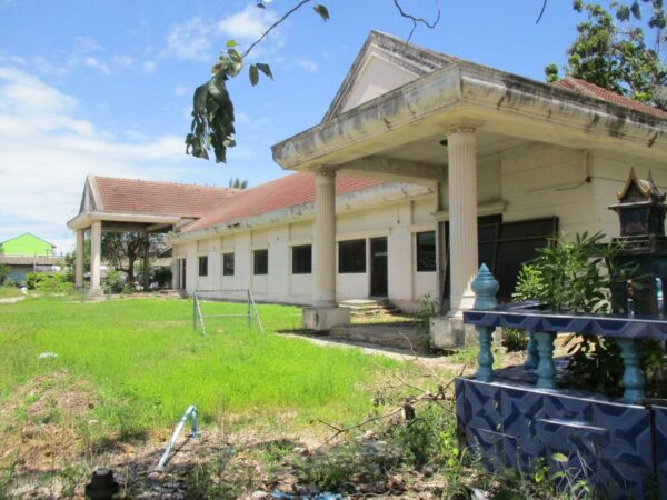 Building, Surat Thani _photo