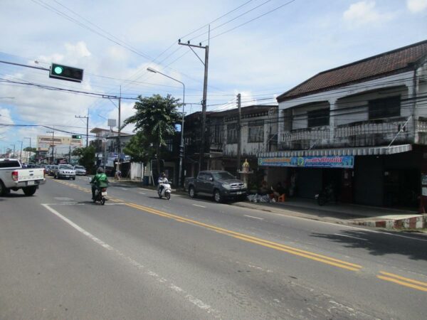 Commercial building, Ubon Ratchathani _photo