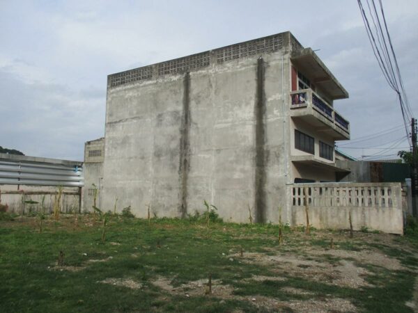 Single house, Kanchanaburi _photo