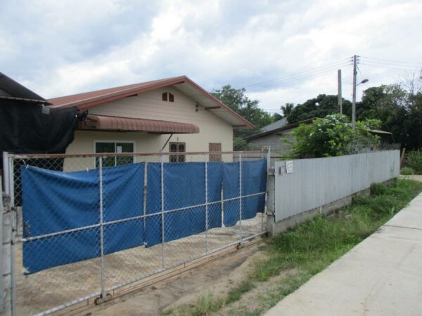 Single house, Chiang Rai _photo