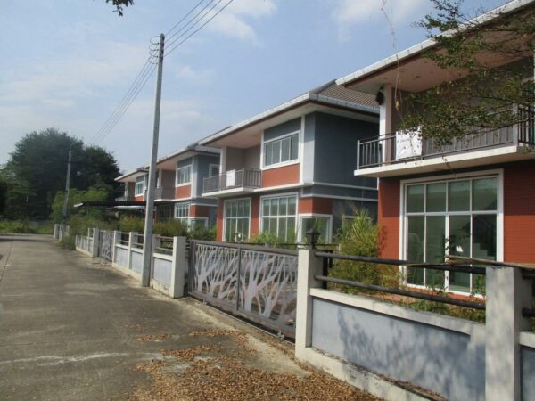 Single house, Chiang Mai _photo