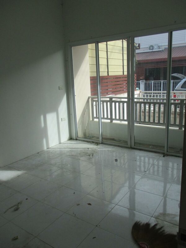 Townhouse, Rayong _photo