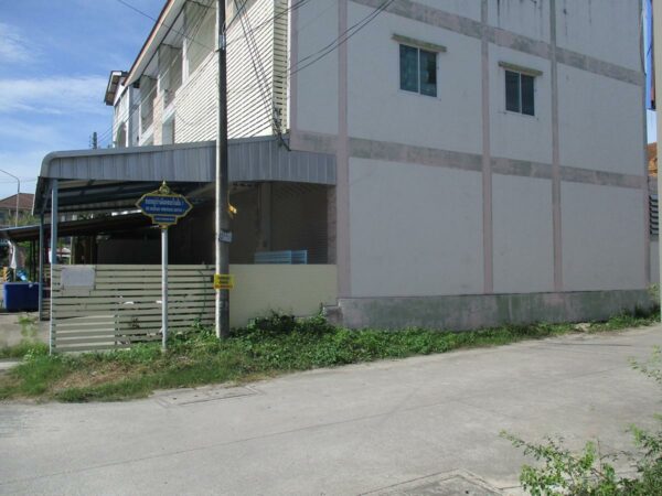 Townhouse, Rayong _photo