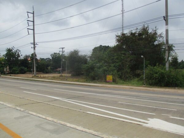 Empty Land, Suphanburi _photo