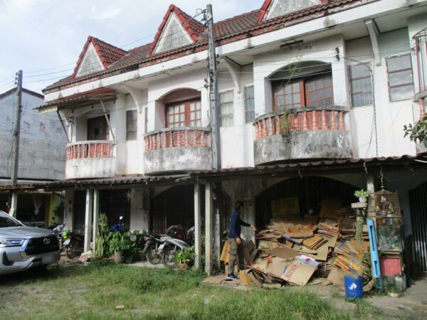 Commercial building, Phatthalung _photo