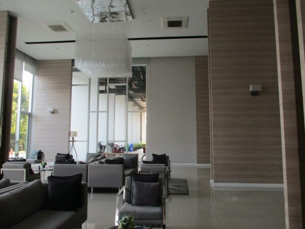 The Trust Condo At BTS Erawan _photo