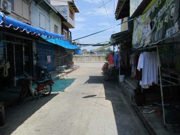 Row house, Sing Buri _photo