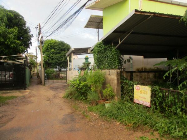 Covered building, Surat Thani _photo