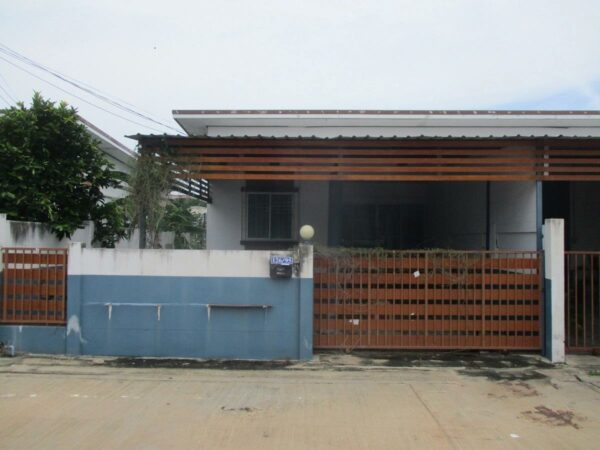 Saen Suk Village, Mae Klong _photo