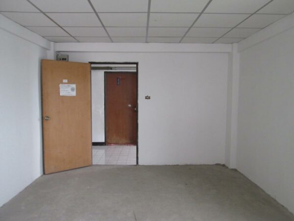 Inthawi condominium condominium building _photo