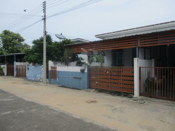 Saen Suk Village, Mae Klong _photo